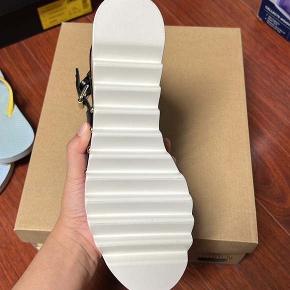 Steve Madden Melbourne Black size 8 Platforms - Picture 4 of 4